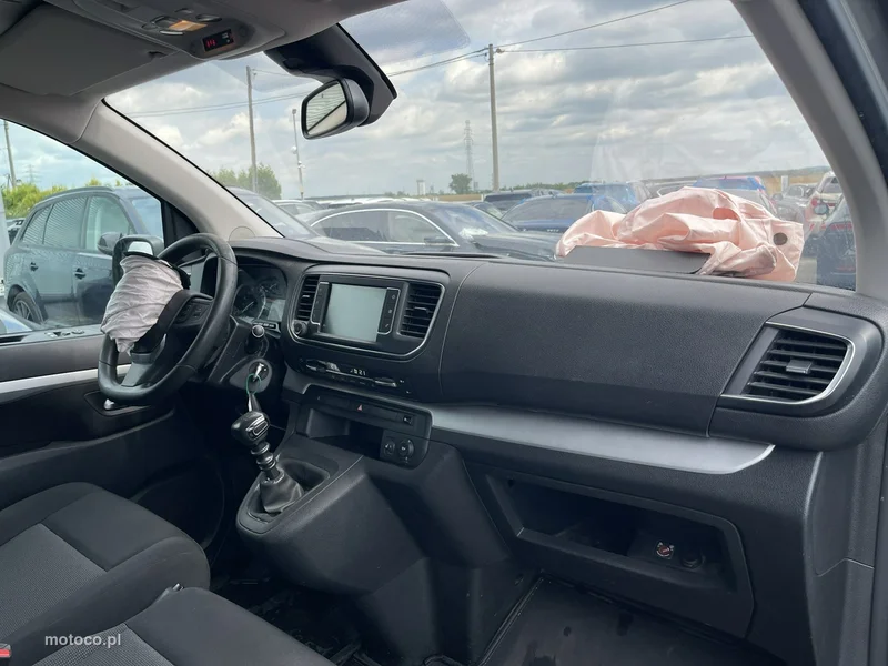 Citroen SpaceTourer 9