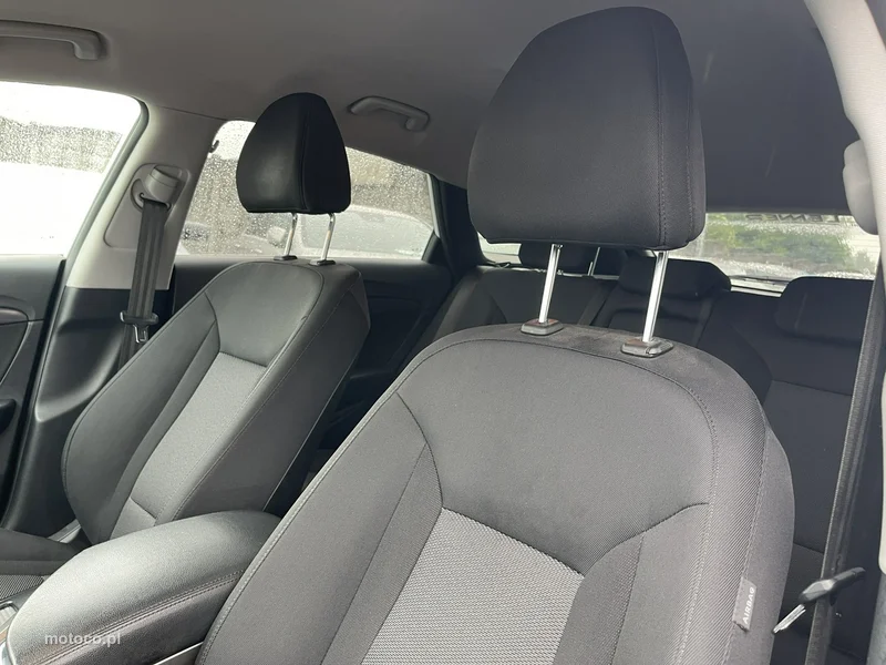 Hyundai i40 12