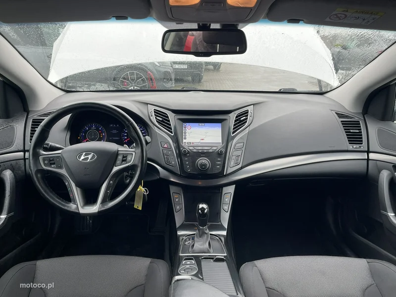 Hyundai i40 8