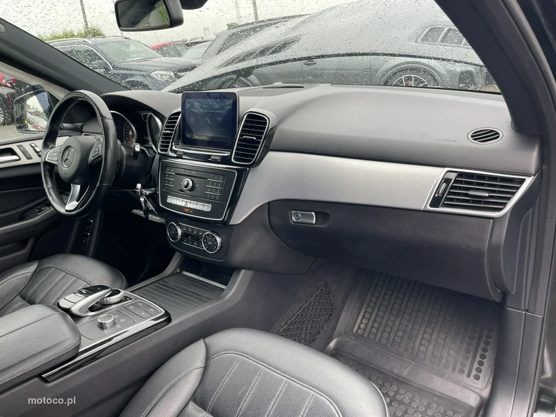 Mercedes-Benz GLE W166 GLE 350 10