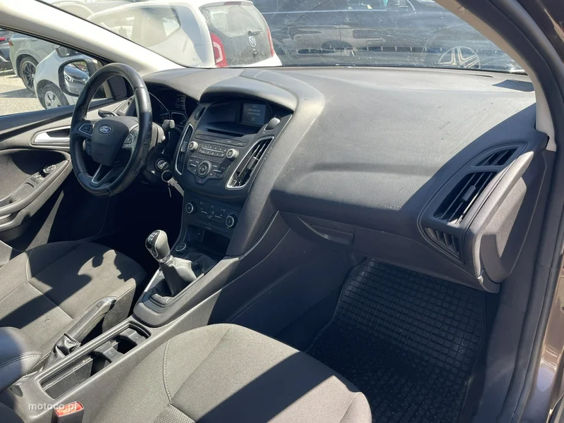 Ford Focus III 8