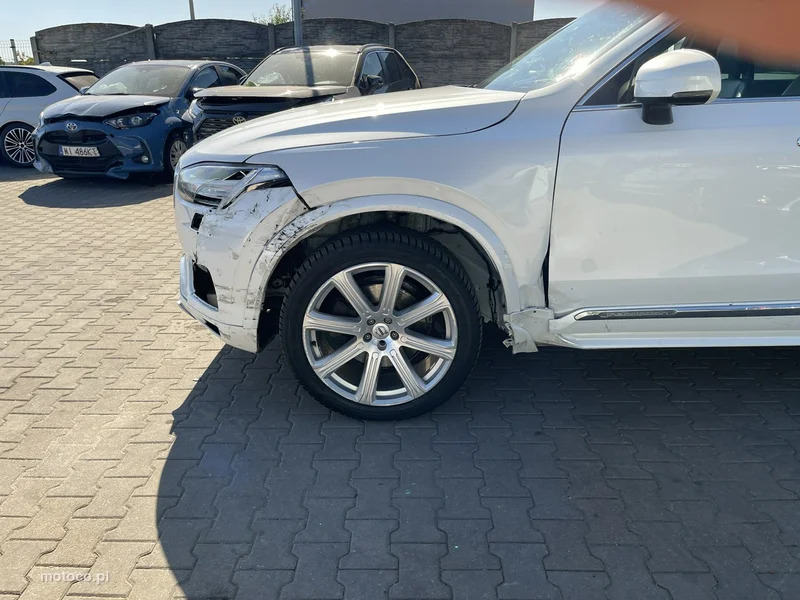 Volvo XC 90 4