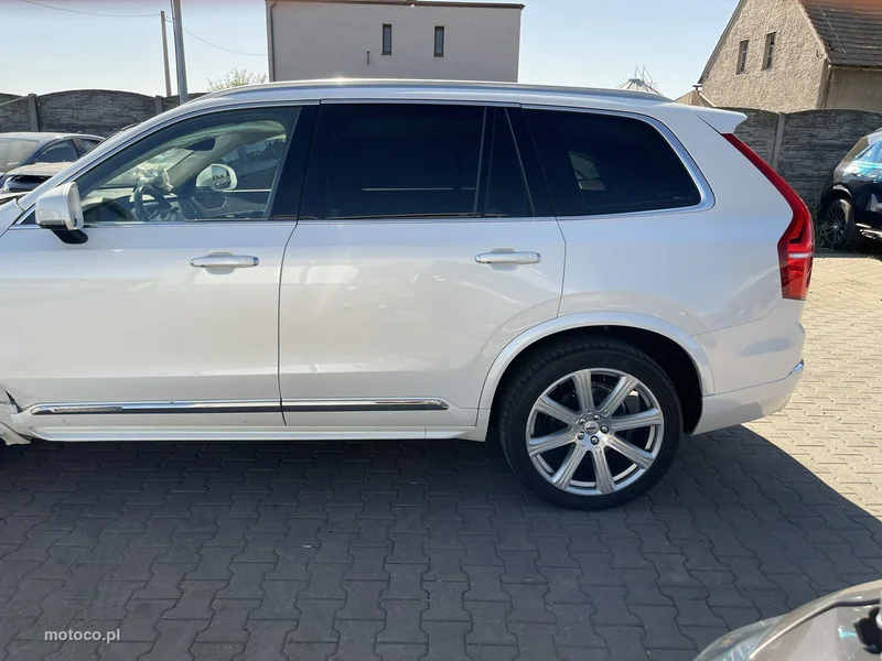Volvo XC 90 5