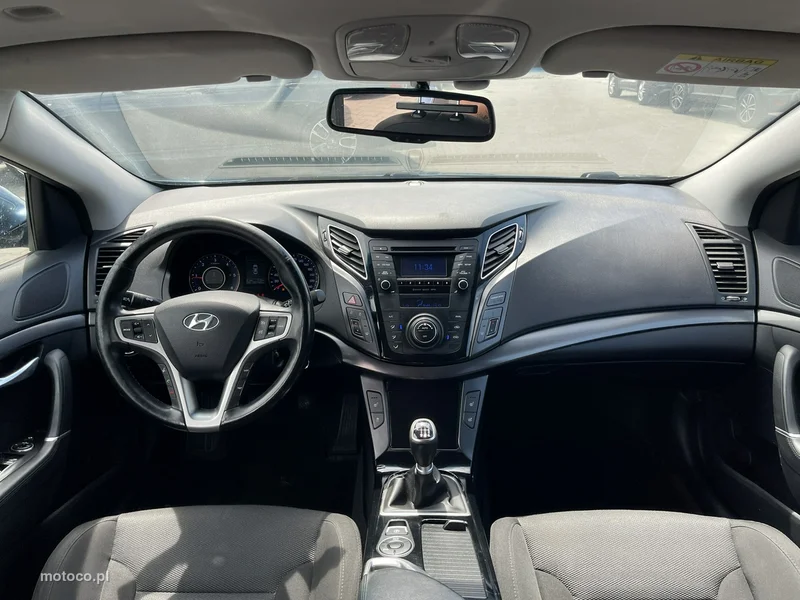 Hyundai i40 12