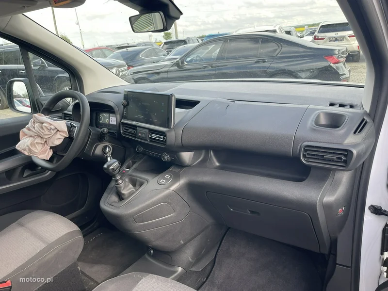 Toyota Proace City Verso 8