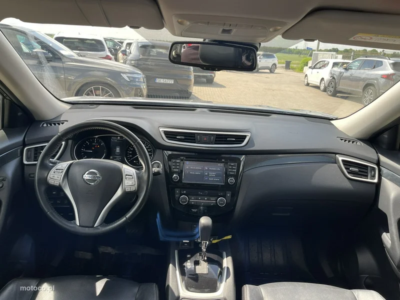 Nissan X-Trail 7