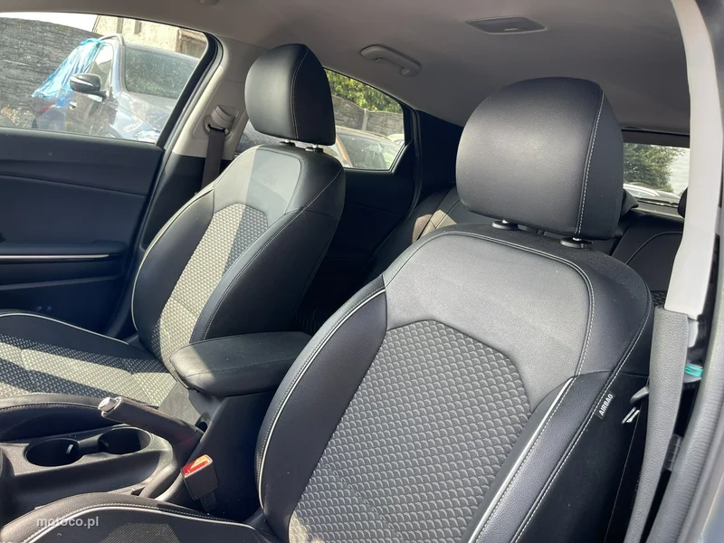 Kia XCeed 10