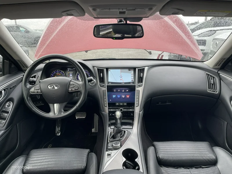 Infiniti Q50 7
