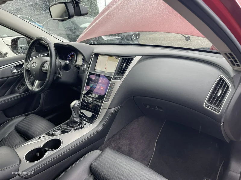 Infiniti Q50 8