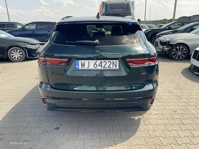 Jaguar F-Pace 3