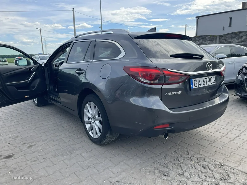 Mazda 6 4