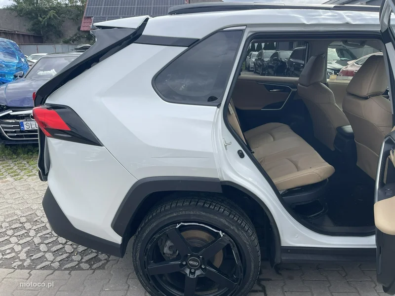 Toyota RAV 4 XA50 2