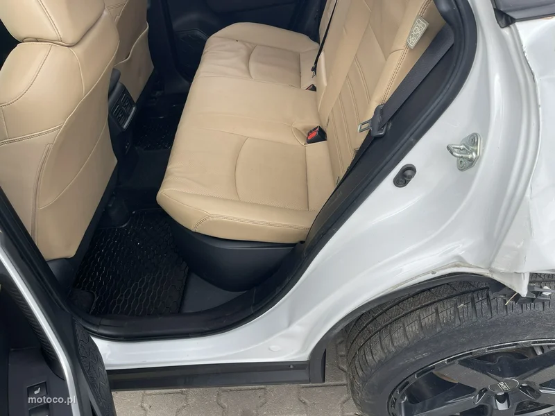 Toyota RAV 4 XA50 8