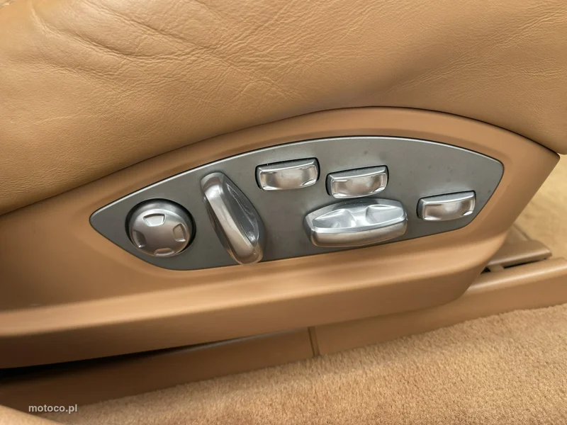 Porsche Panamera 970 18