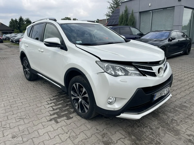 Toyota RAV 4 XA40 3
