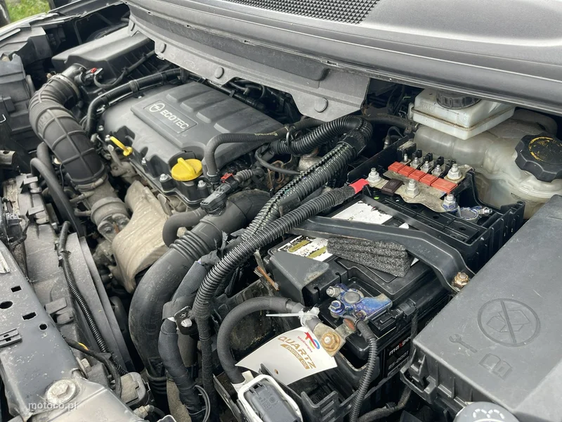 Opel Zafira C Tourer 13