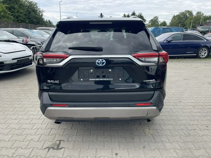 Toyota RAV 4 XA50 7
