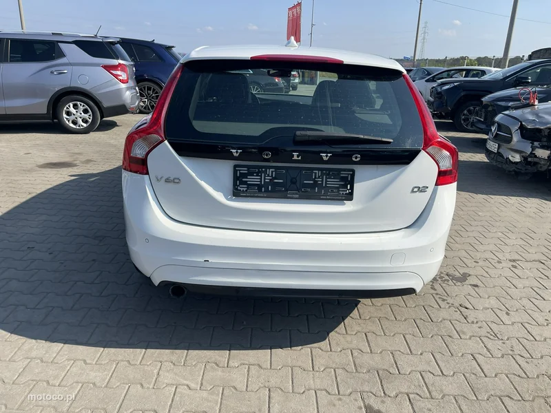 Volvo V60 6