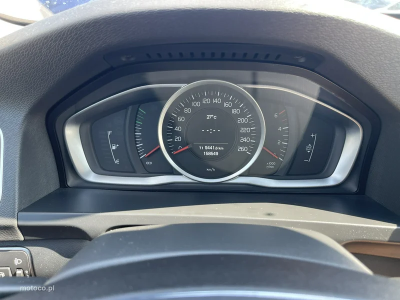 Volvo V60 8