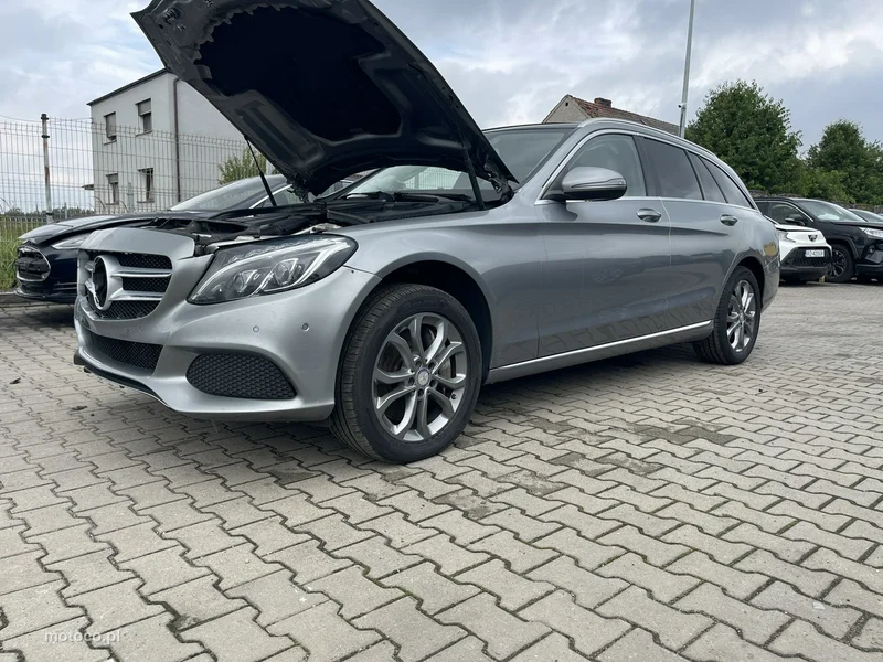 Mercedes-Benz Klasa C W205 C 400 5