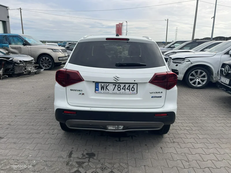 Suzuki Vitara 5