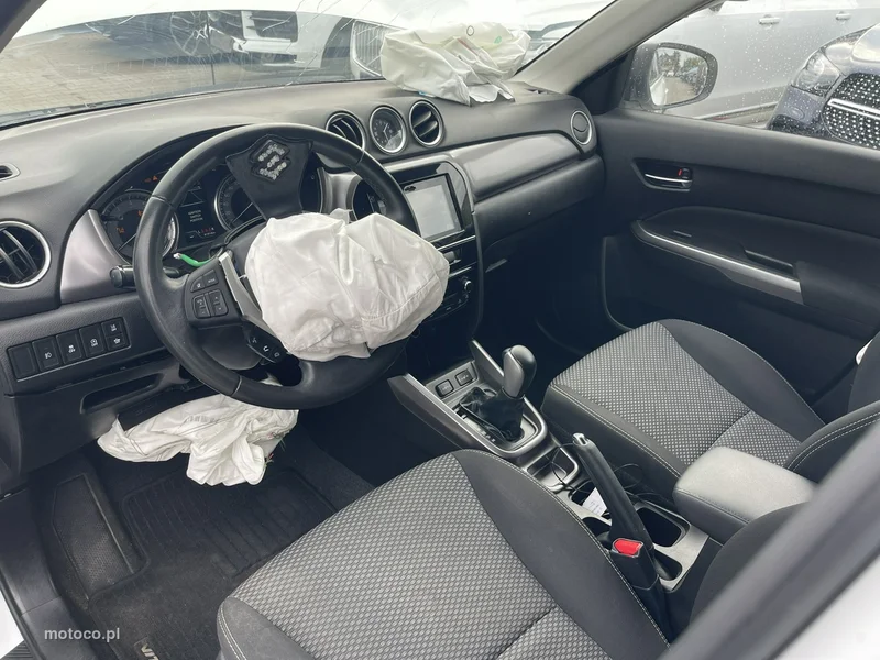 Suzuki Vitara 6