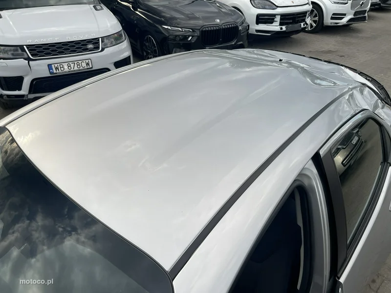 Toyota Yaris XP210 8