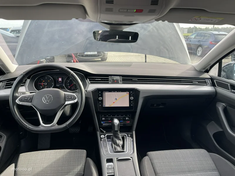 Volkswagen Passat Variant B8 11