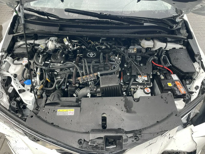 Toyota Corolla E210 11