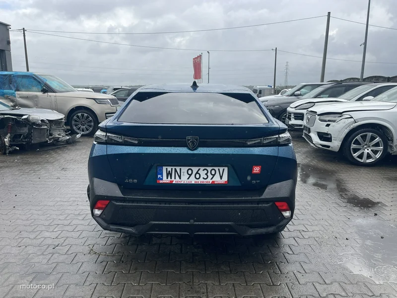 Peugeot 408 5