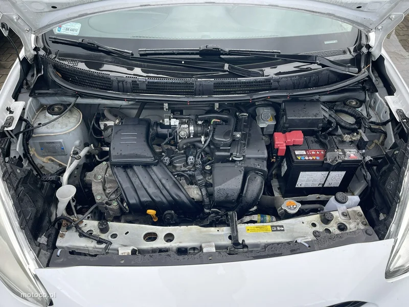 Nissan Micra 10