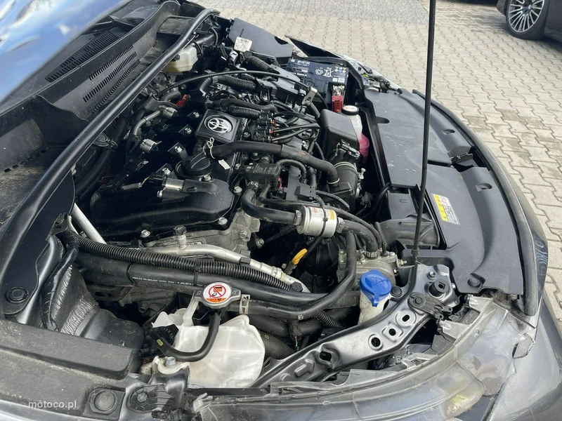 Toyota Corolla E210 13
