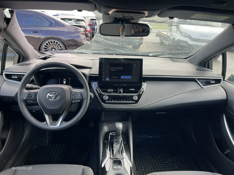 Toyota Corolla E210 9
