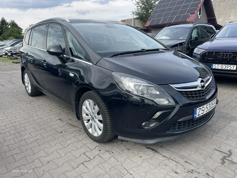 Opel Zafira C Tourer 2