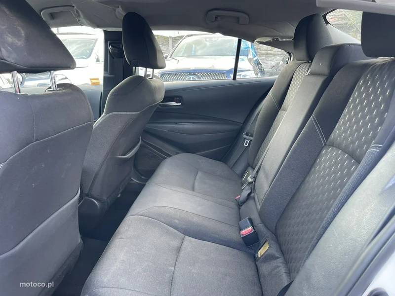 Toyota Corolla E210 9
