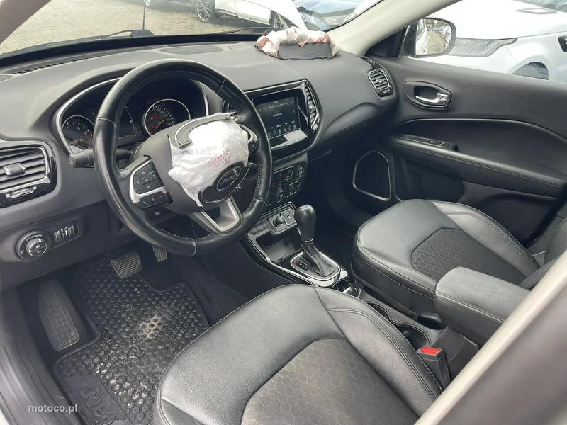 Jeep Compass 7