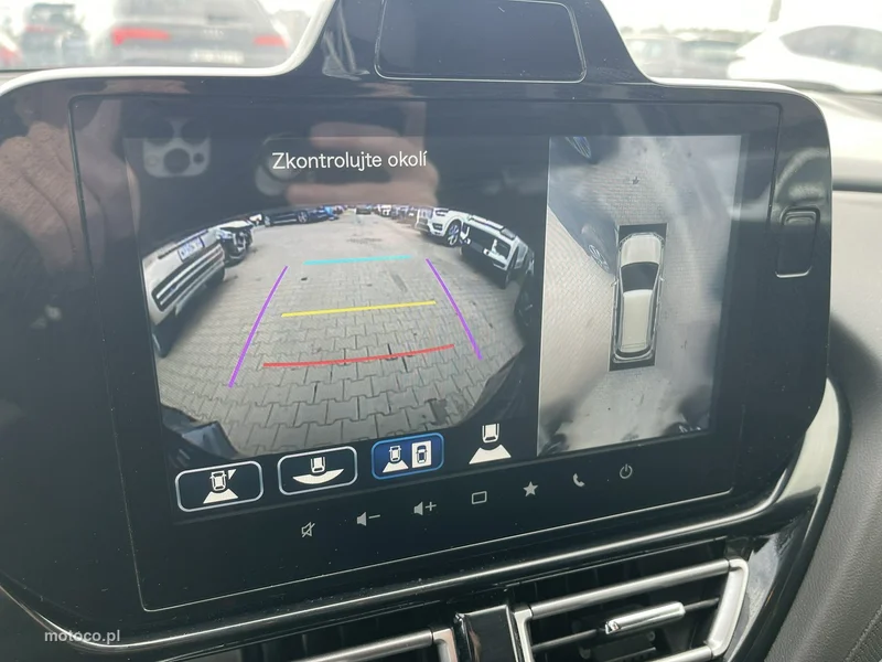 Suzuki (SX4) S-Cross 9