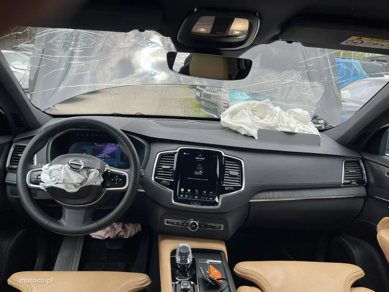 Volvo XC 90 13
