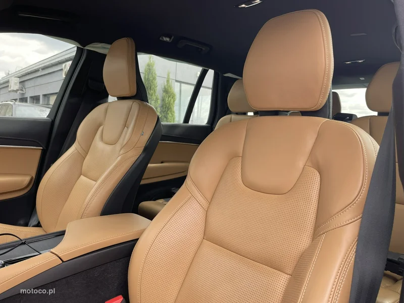 Volvo XC 90 15