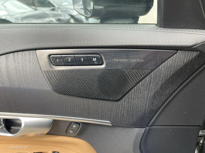 Volvo XC 90 18