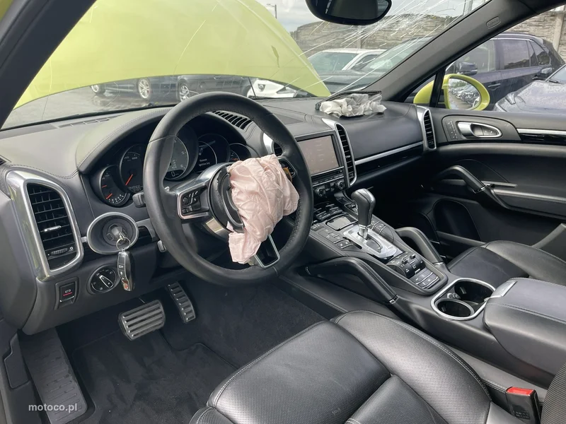 Porsche Cayenne 92A S 6