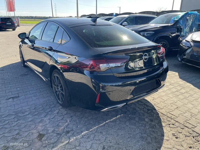 Opel Insignia B 4