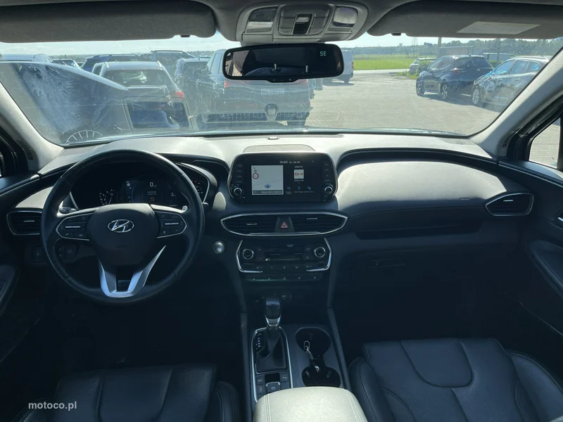 Hyundai Grand Santa Fe 11
