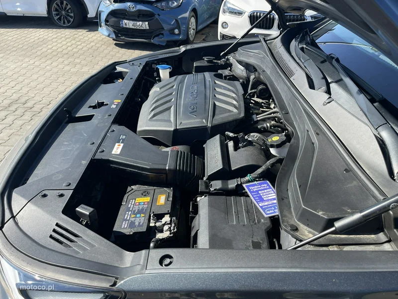 Hyundai Grand Santa Fe 20