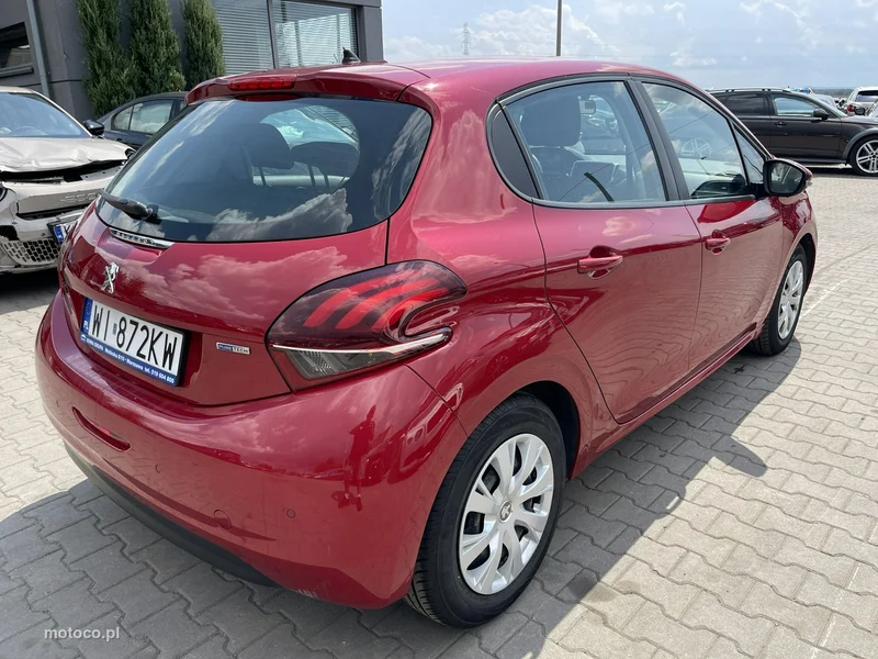 Peugeot 208 4