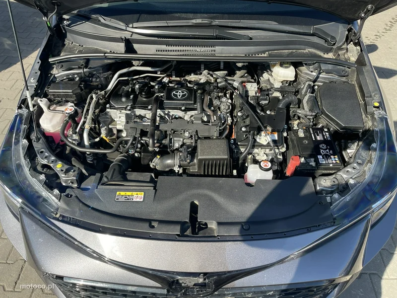 Toyota Corolla E210 17