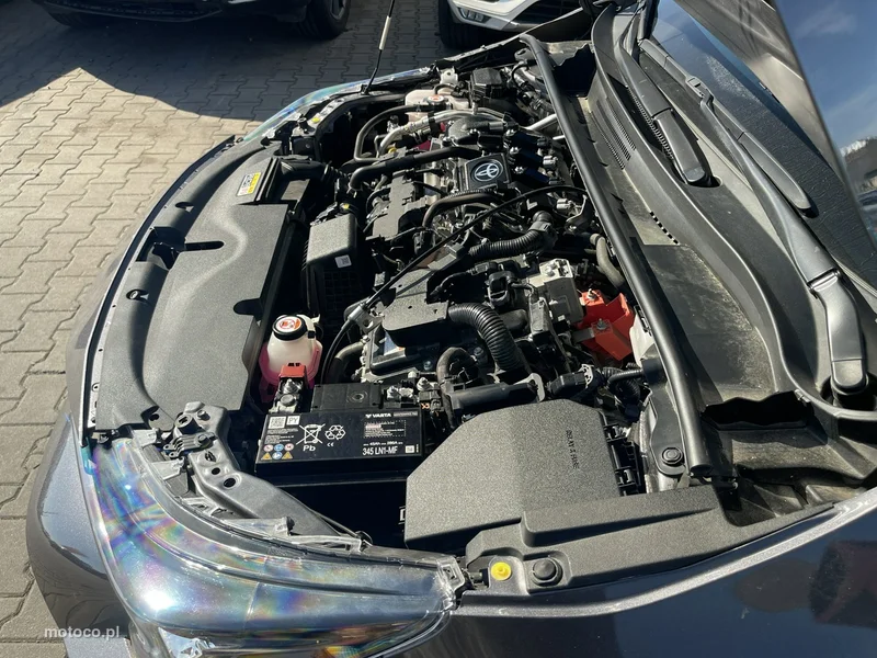 Toyota Corolla E210 18