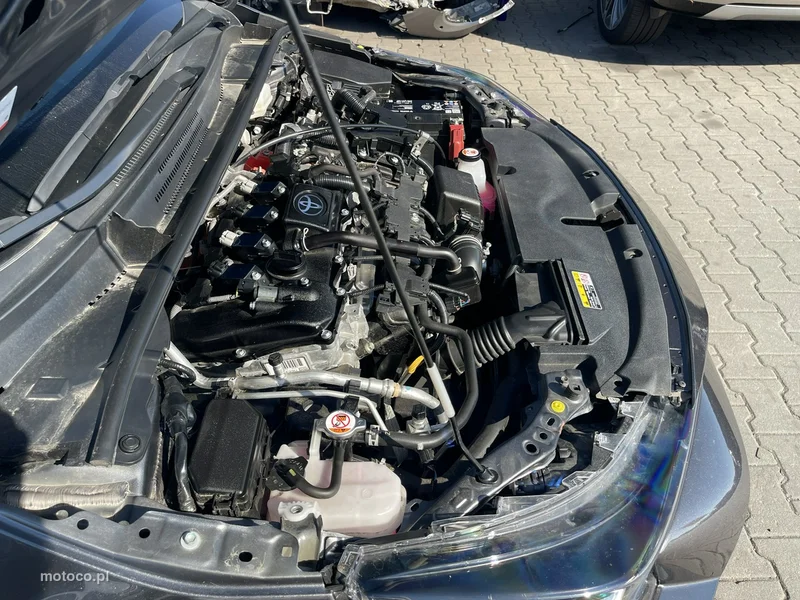 Toyota Corolla E210 19