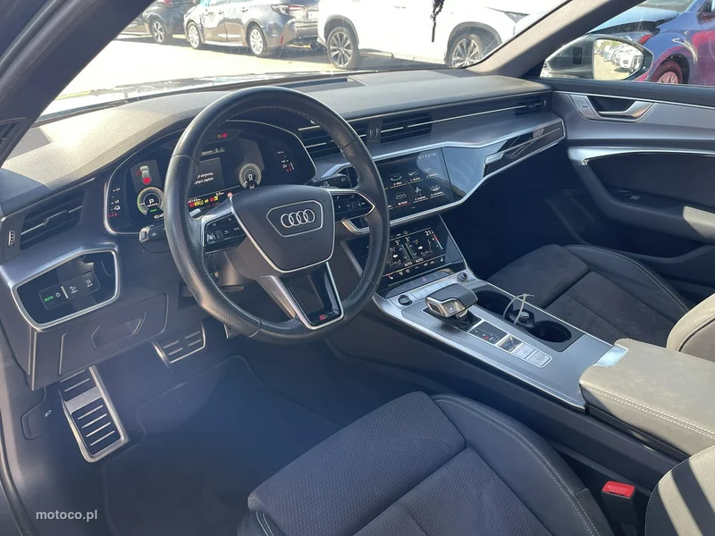 Audi A6 C8 11