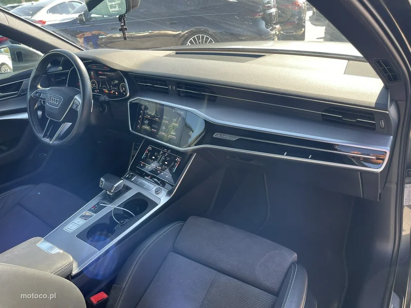 Audi A6 C8 13